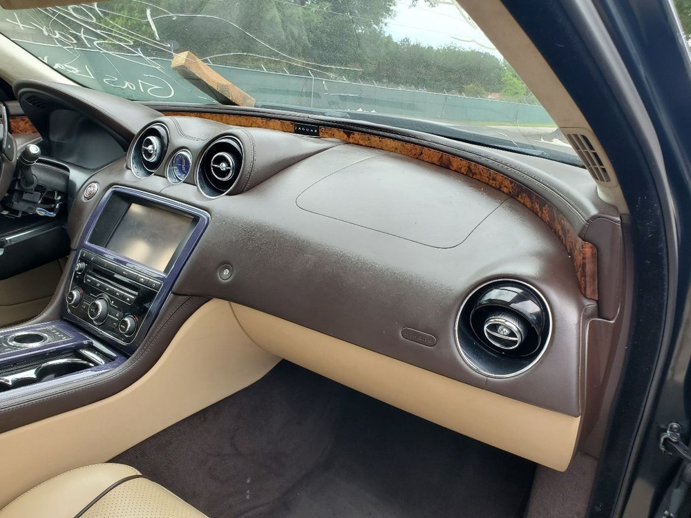Used Blind Spot Detection System Warning Control Module fits: 2011 Jaguar Xj Dri