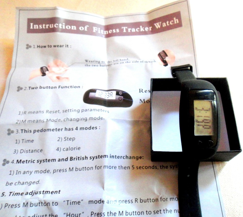 Fitness Tracker,: Step / Distance / Calorie / Time