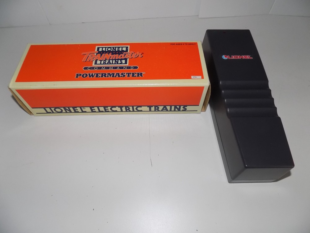Lionel Trains Trainmaster Command Powermaster #6-128687 + PM-1 Power Adapter