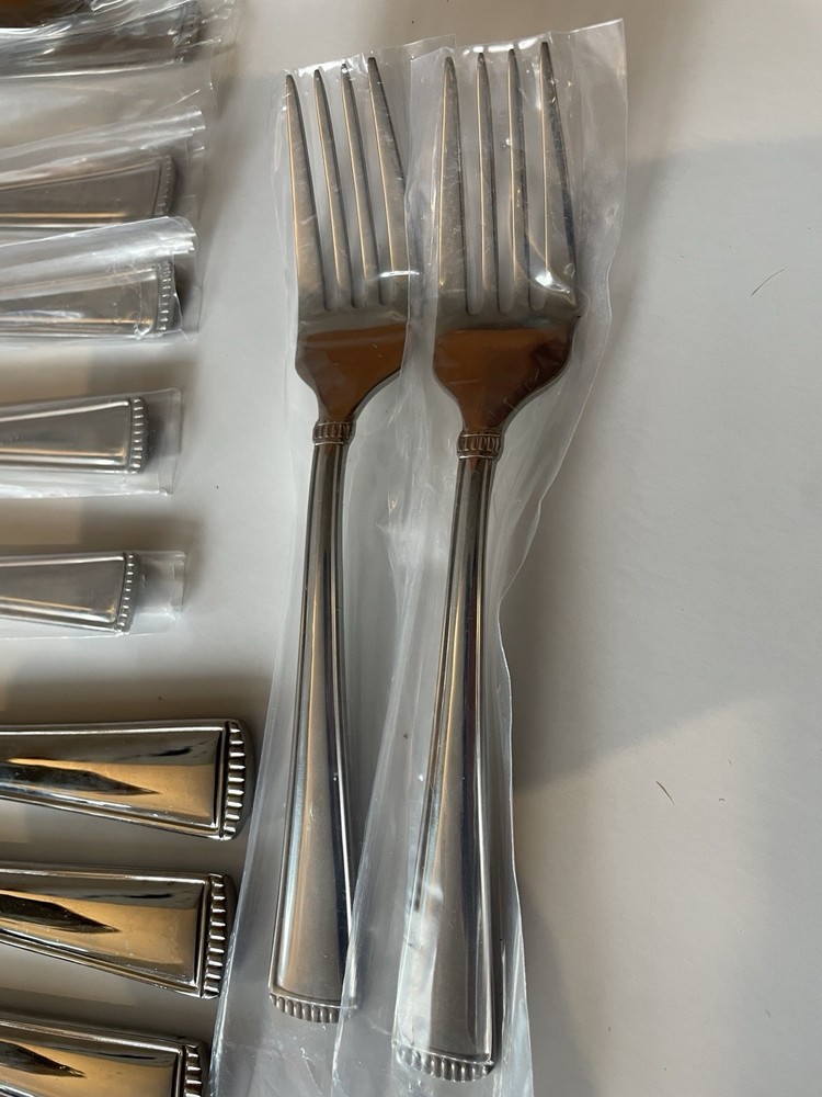 Gorham Stainless China Flatware HTF Pattern NEW 23 Pc