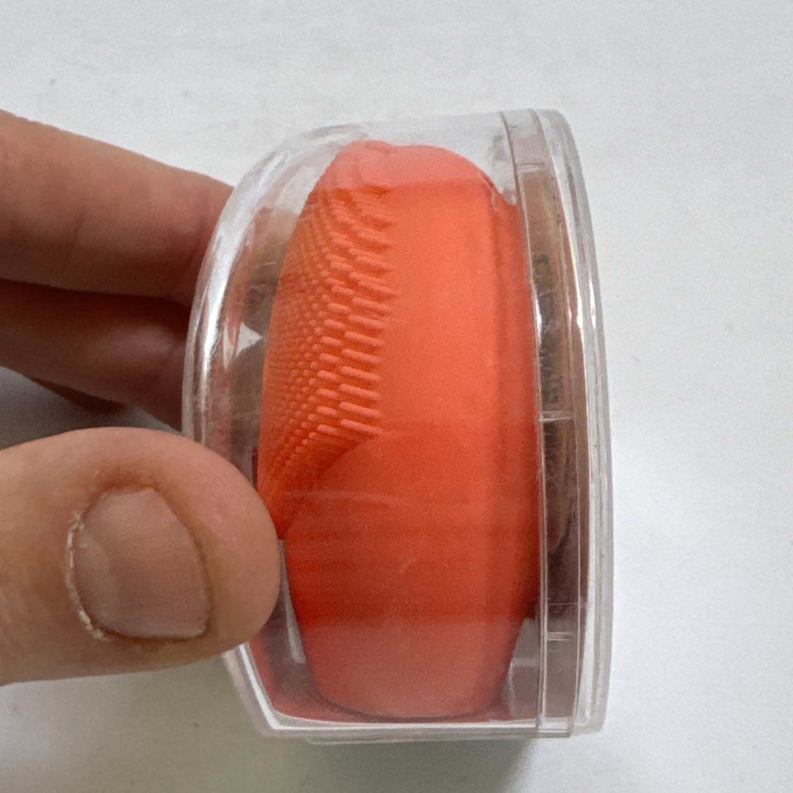 Foreo Sweden Luna Play Plus 2 Peach of Cake Facial Cleansing Massager New Sealed