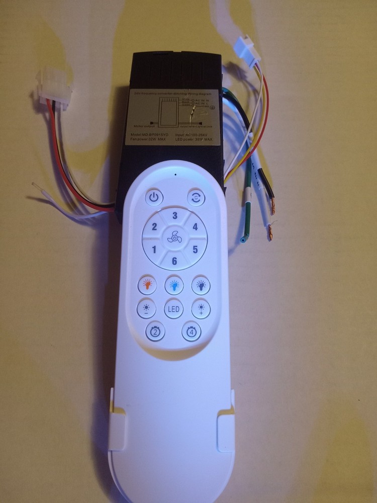 Sofucor ceiling fan receiver & remote.