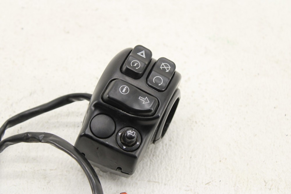 2015 Harley Davidson Touring Road Electra Street Right Control Switch Pack