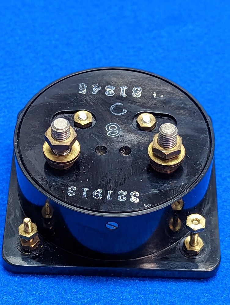 Triplett 5 VDC Panel Mount Voltmeter, Working