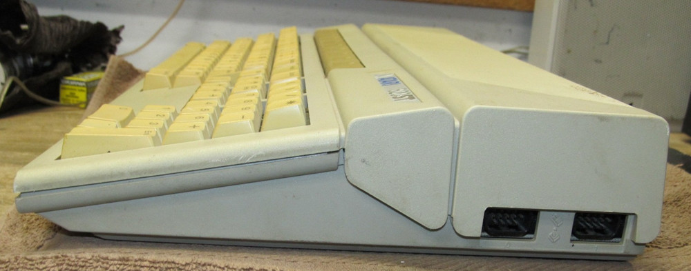 Vintage Atari 520ST Computer
