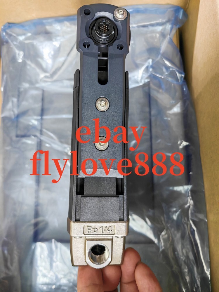 KEYENCE FD-SS2A Liquid flow meter brand new DHL