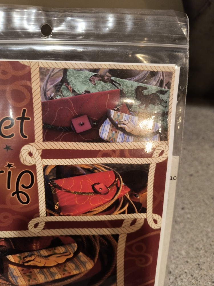 Sewing-CRAFT pattern- GET A GRIP PURSE/ SMALL BAG