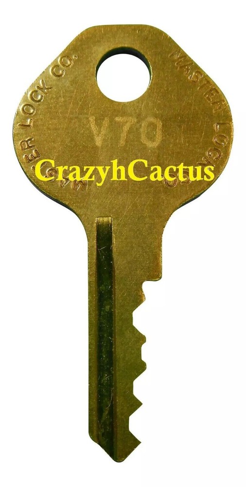 Master Lock 1525 10 Padlocks ALL LOCKS SAME COMBINATION W/Control Key