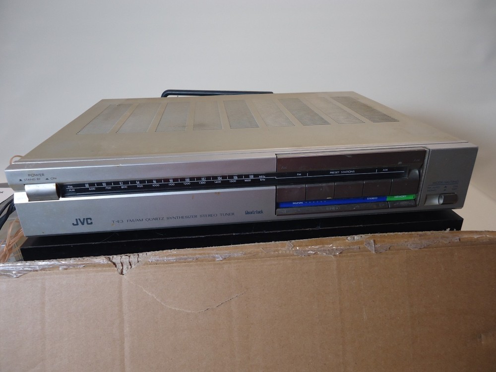 jvc t e3  tuner  ,working, with manual