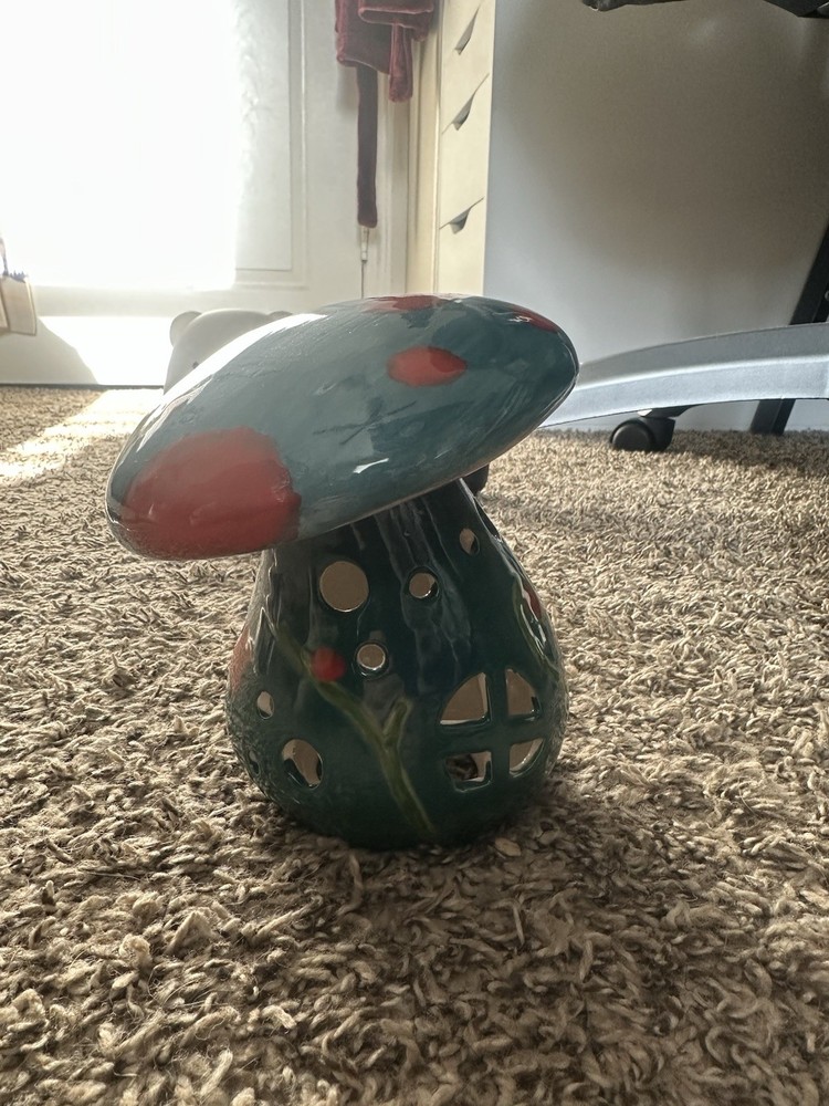 clay mushroom