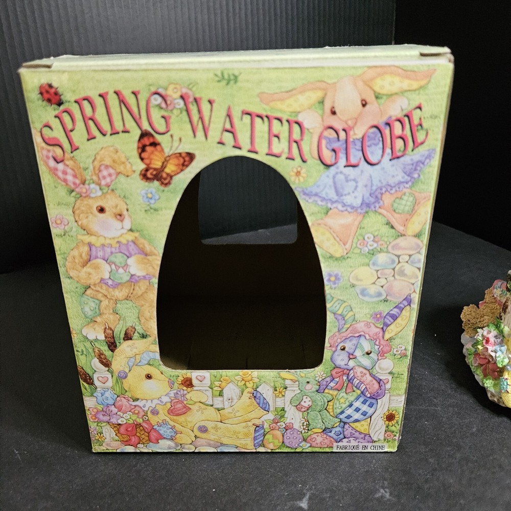 Spring Water Globe Egg Shaped Musical Here Comes Peter Cottontail Easter Bunnies