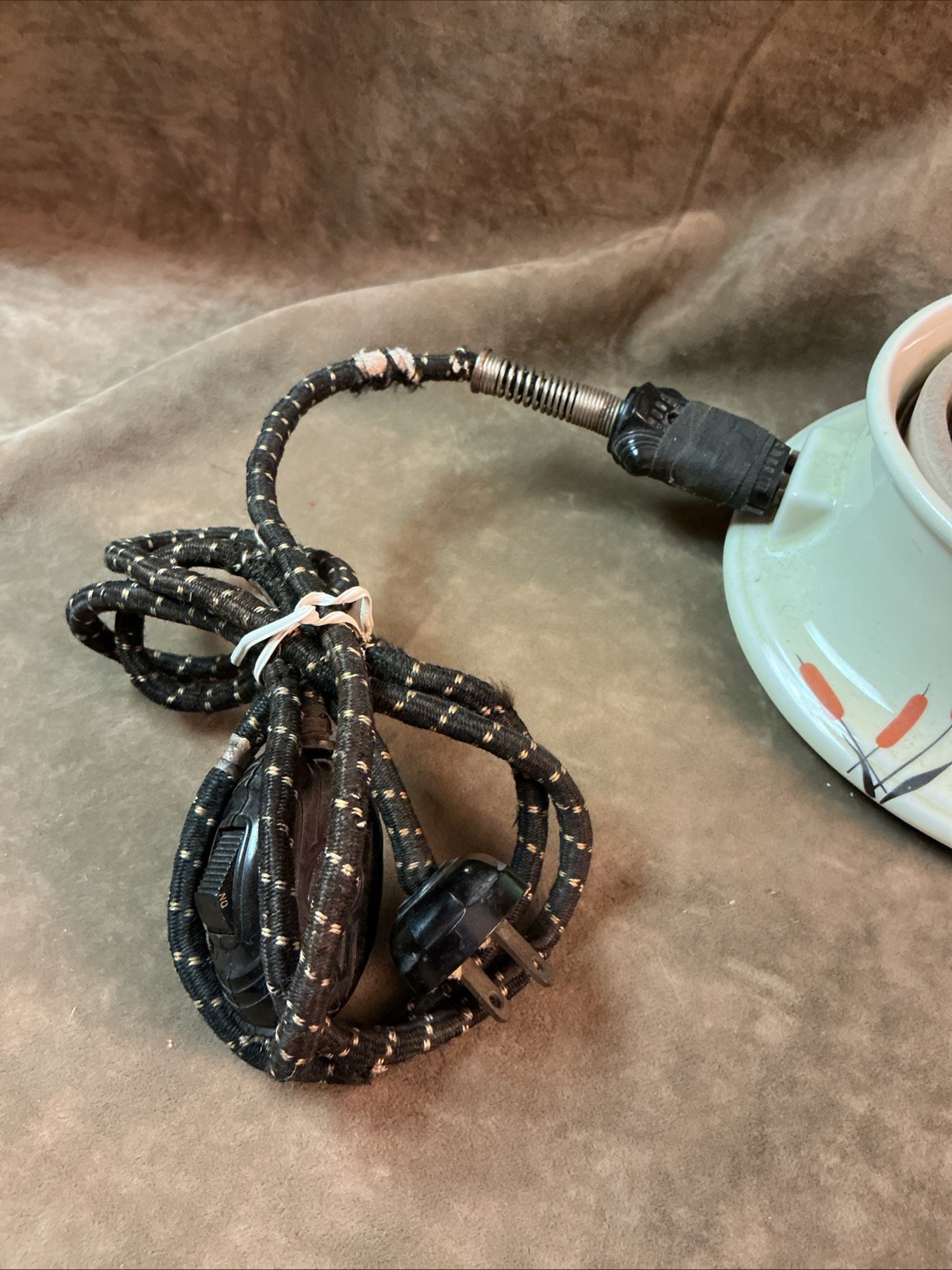 1930s universal porcelain Cattail pattern Westinghouse coffee warmer hot plate