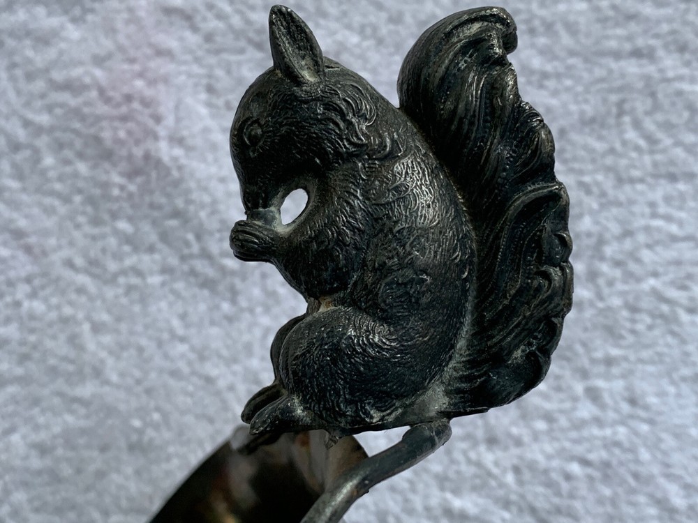 VTG E.G. Webster Son Nut Bowl Squirrel Figure Quadruple Silver Plate Spider Web