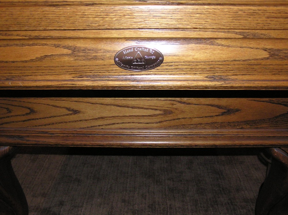 classic pool table - excellent