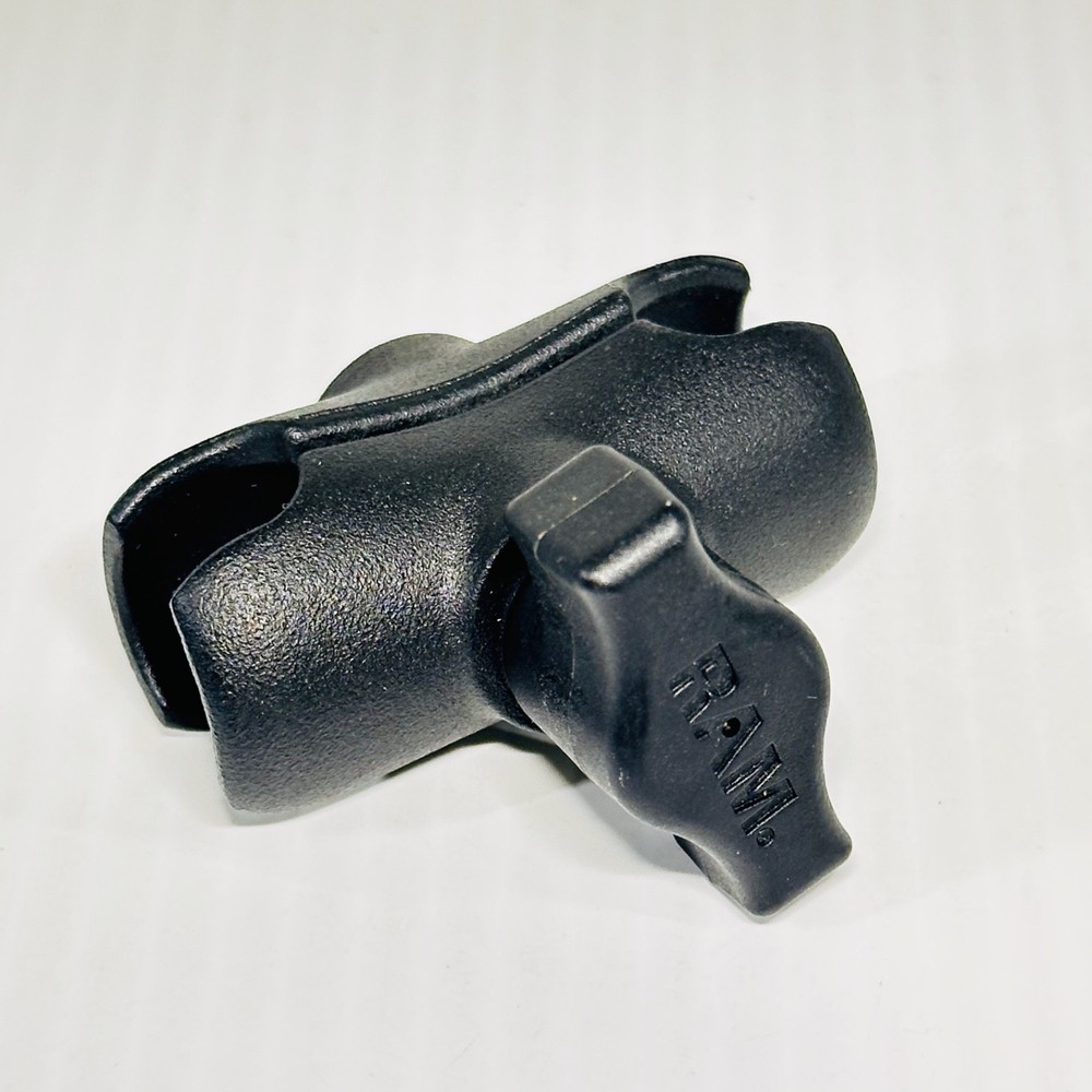 RAM Mount Plastic 1.5'' Ball 2.25'' Double Socket Short Size Arm RAP-201U-B