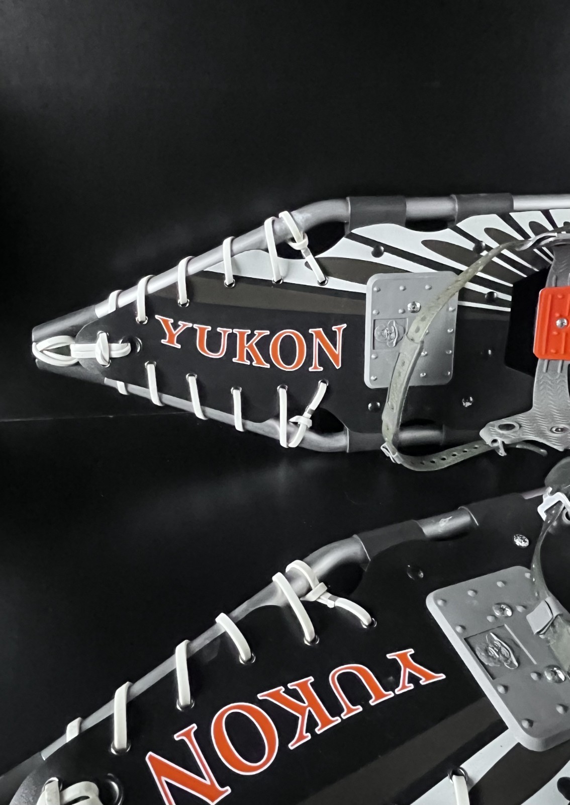 Yukon Charlie's Professional Guide Pro V Series Pair Snowshoes 9x30