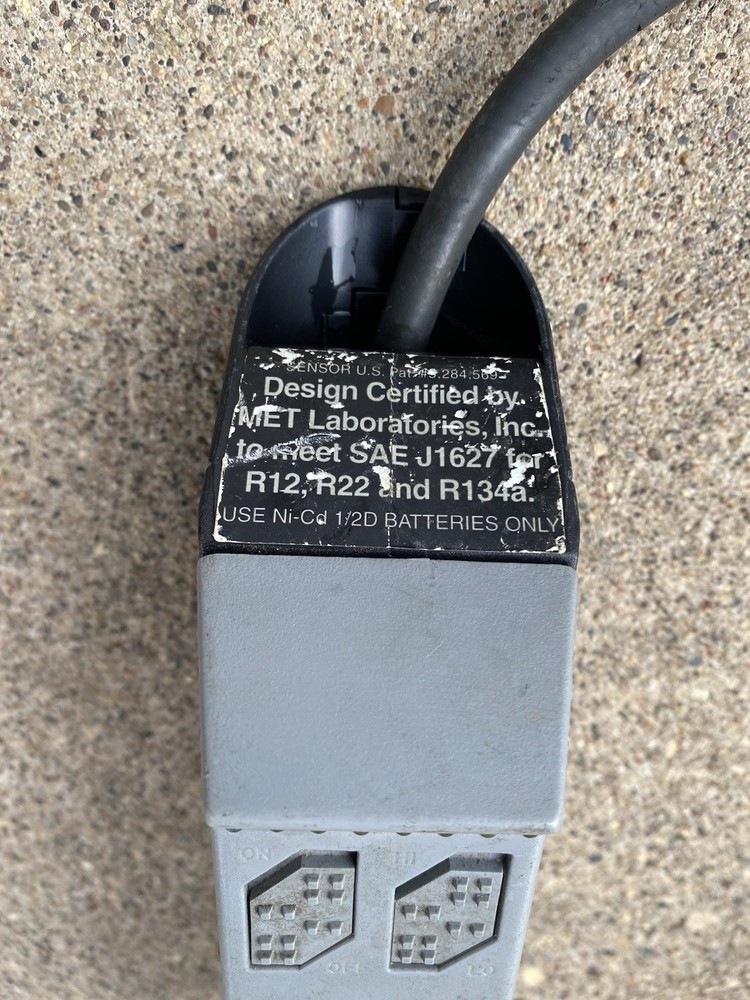 Inficon D-Tek Refrigerant Leak Detector - Untested