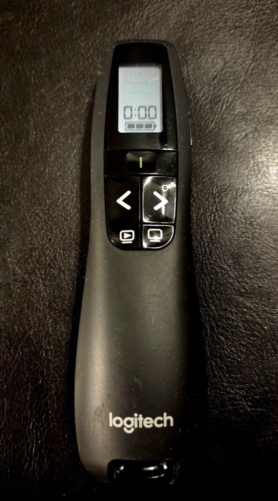 Logitech R800 Professional Presenter - Green Laser Pointer w/ USB Receiver NICE