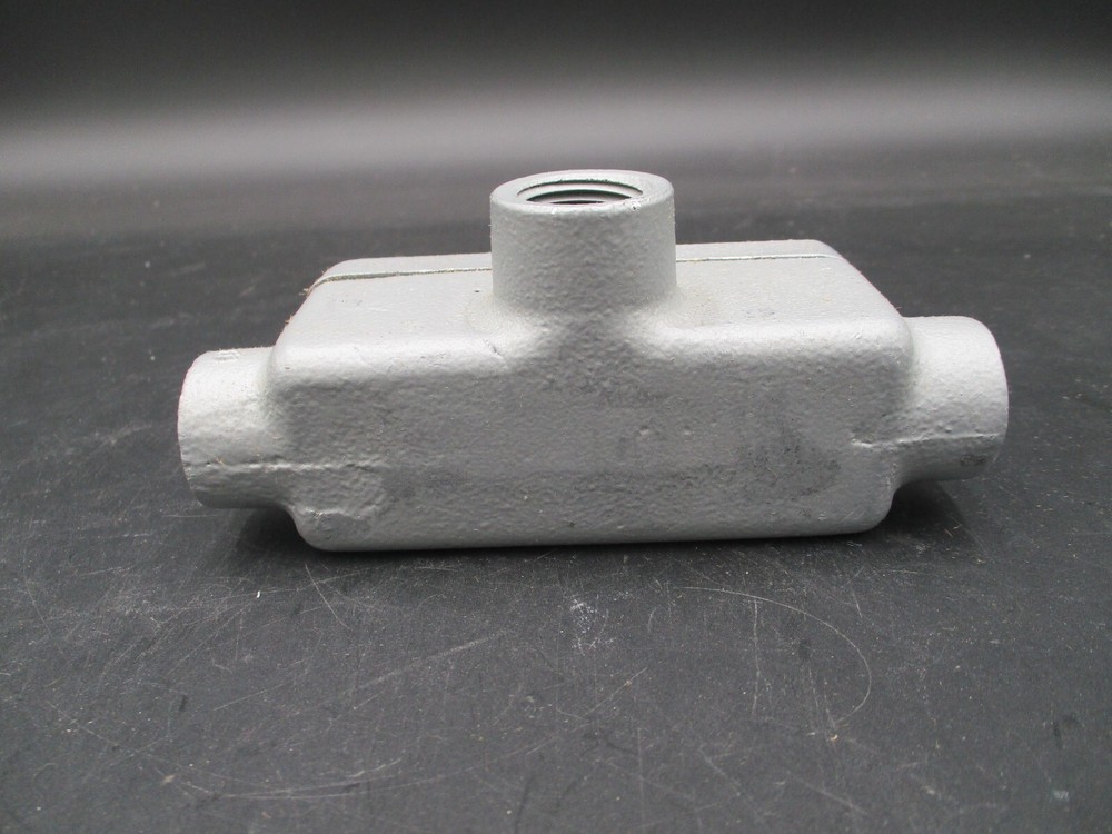 (QTY 1) APPLETON ERT50 1/2" EXPLOSION PROOF T FITTING *SAME DAY SHIP