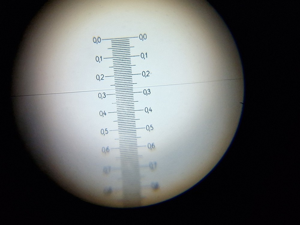 Leitz Wetzlar calibration setting device for dillatometer.