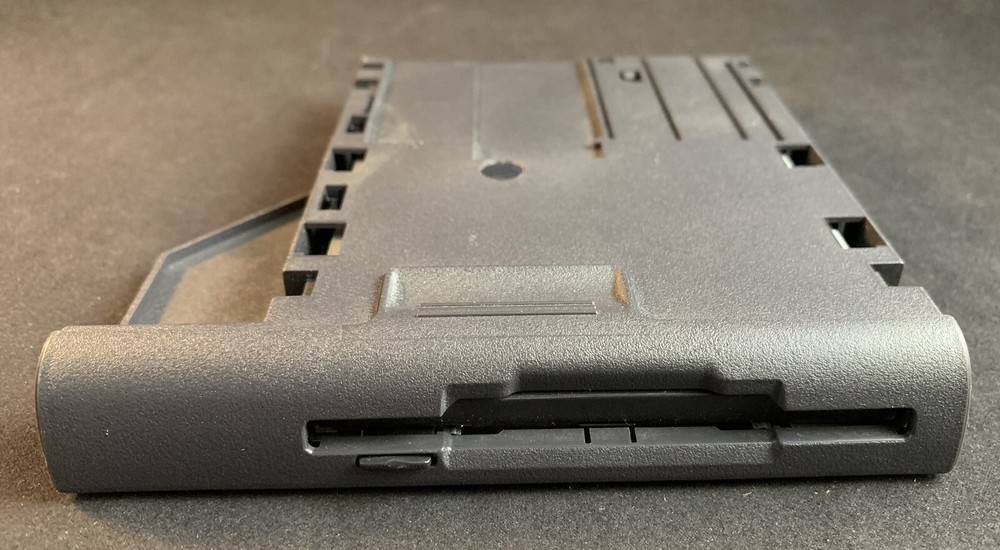 Dell 3.5-inch Floppy Disk Drive Module 4702P A01