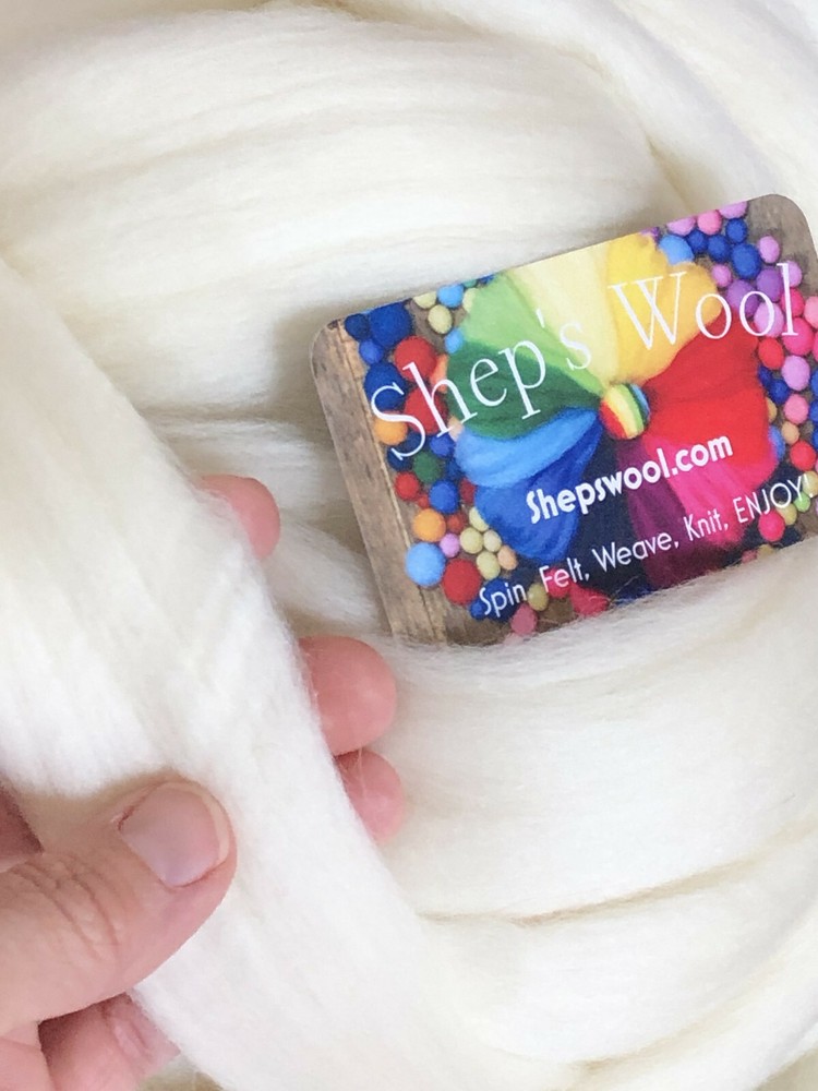 Core Wool Roving, 1lb Core Stuffing, Doll Stuffing, Pillow stuffing, Drum Mallet