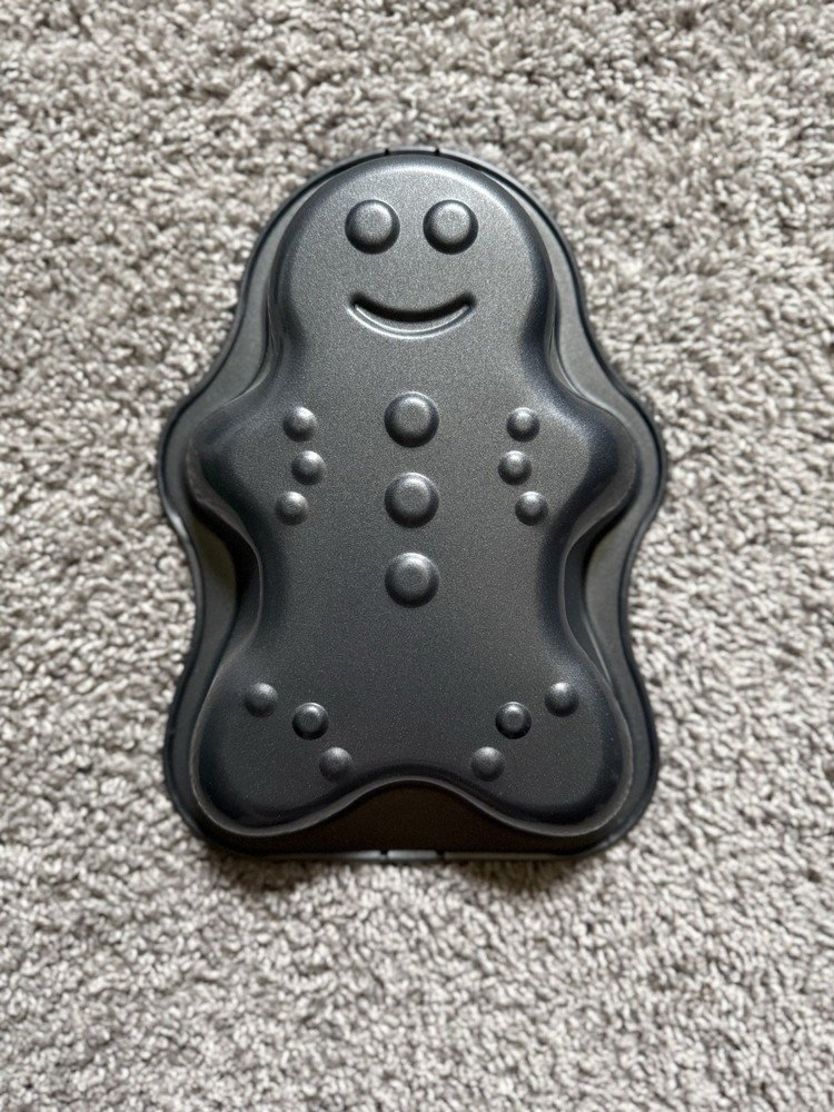 Nordic Ware Gingerbread Nonstick Coated Baking Pan