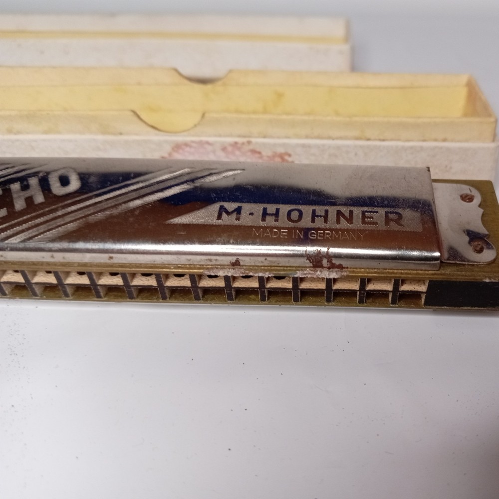 Vintage Echo M. Hohner Harmonica Key G