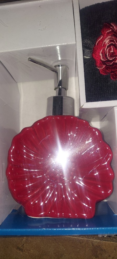 Interiors by Design Red Floral 3PC Bath Accessory Set