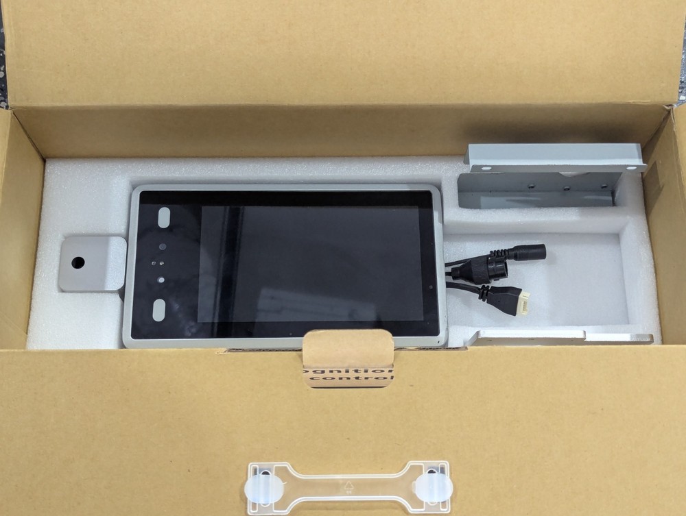 Bolide/eConnect BN2600ACTC Face Recognition Access Control Camera