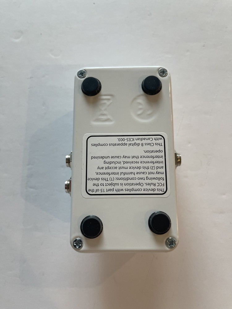 Electro Harmonix Mod 11 Modulator Modulation EHX Guitar Multi Effects Pedal