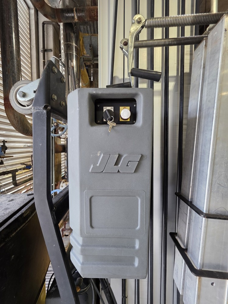 JLG41AM Lift
