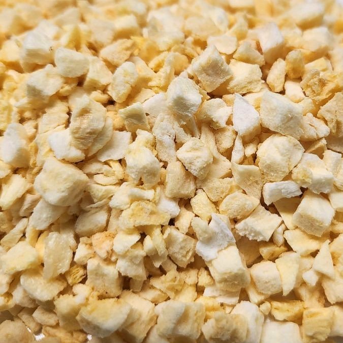 Freeze Dried Pineapple Pieces