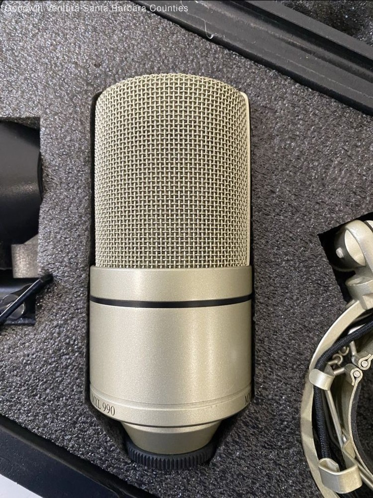 MXL 990 Condenser Microphone - Tested