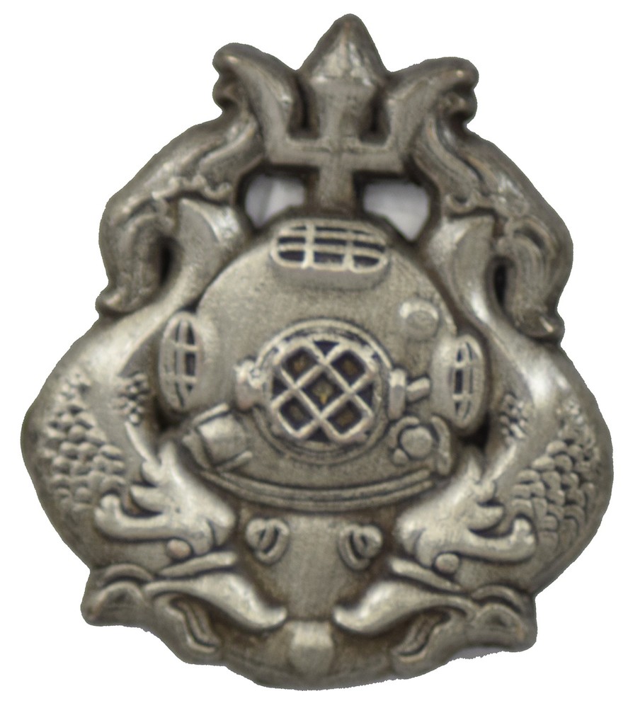 Master Diver Pin