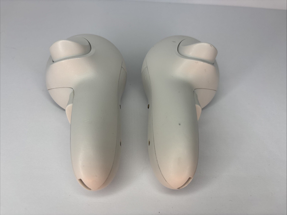 Meta Quest 3 / 3S Touch Plus Controllers PAIR - Left & Right Tested- NO HEADSET