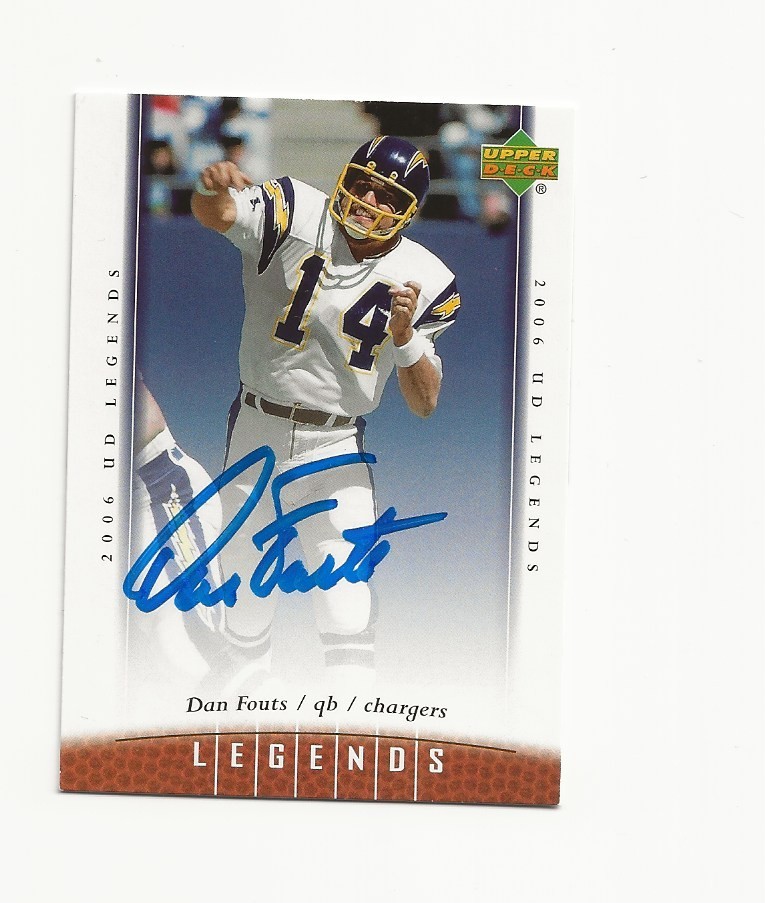 DAN     FOUTS    HOF      AUTOGRAPHED    CARD