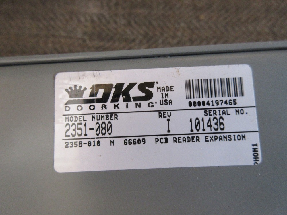 2351-080 - DOORKING small enclosure + 2358-010 PCB Board Reader Tracker USED
