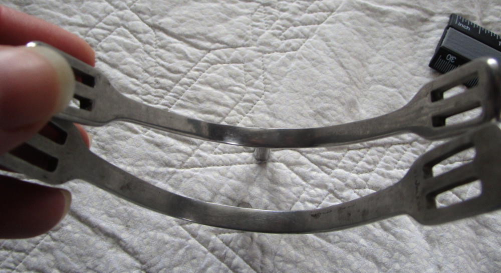 3 1/2" ENGLISH SPURS