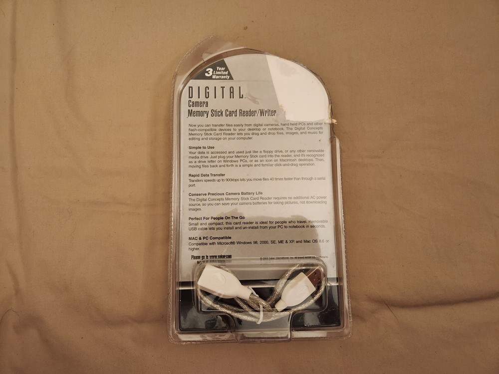 Digital Concepts Camera Memory Stick Card Reader/Writer USB NIB