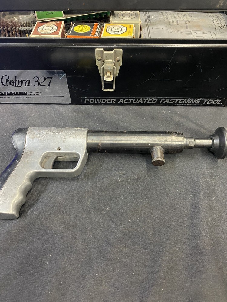 Steelcon Python 322 Powder Actuated Tool with box and accessories.