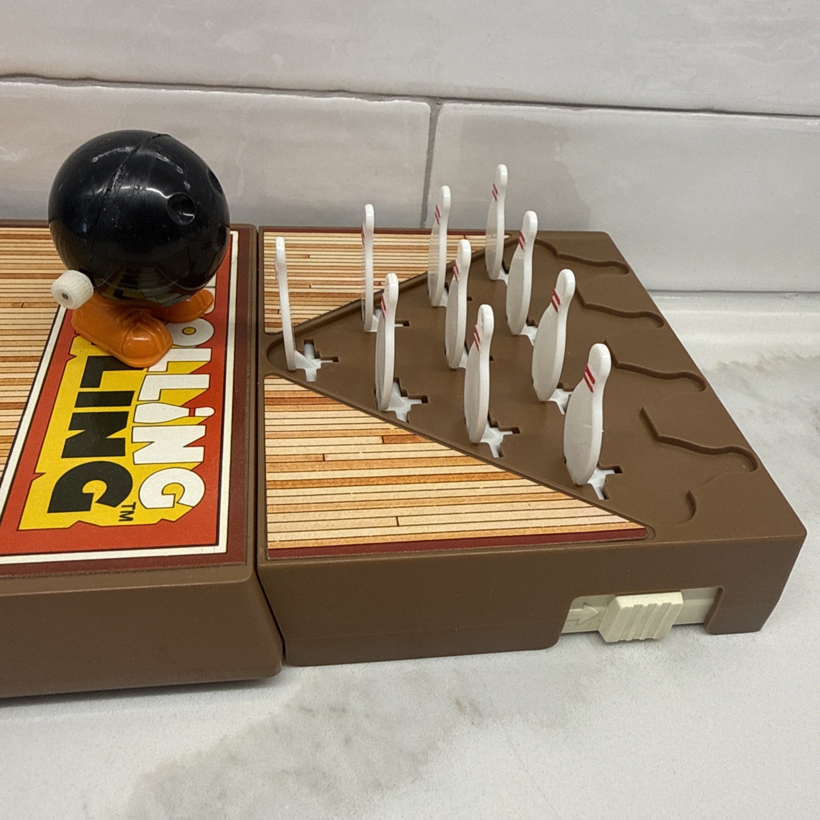 Vintage TOMY Strolling Bowling Wind Up Game Japan Tested Works Complete Toy