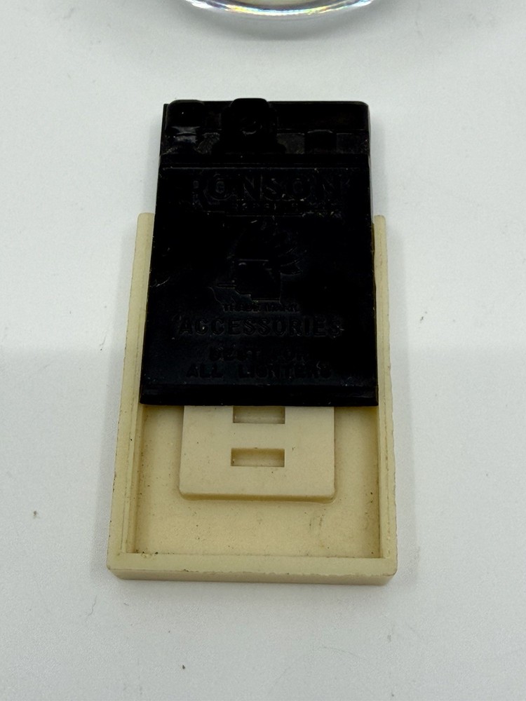 Ronson Plastikit Bakelite Flint Kit Empty