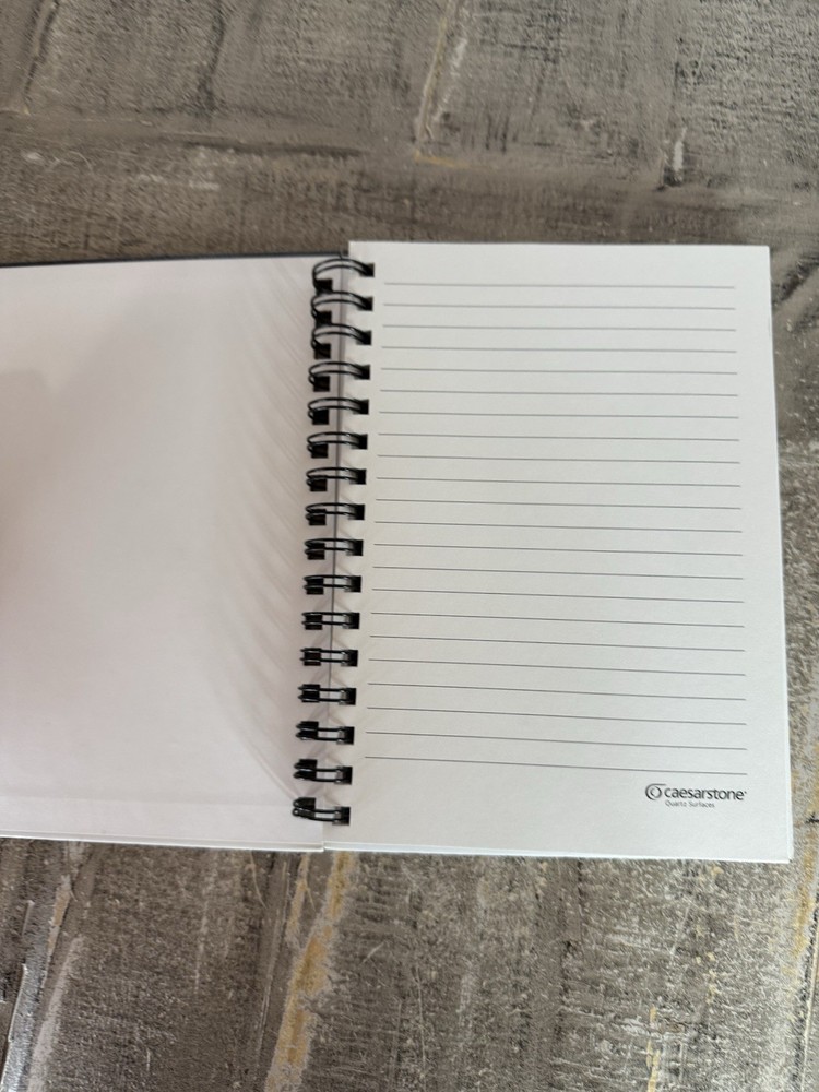 Motivo Journal Blank