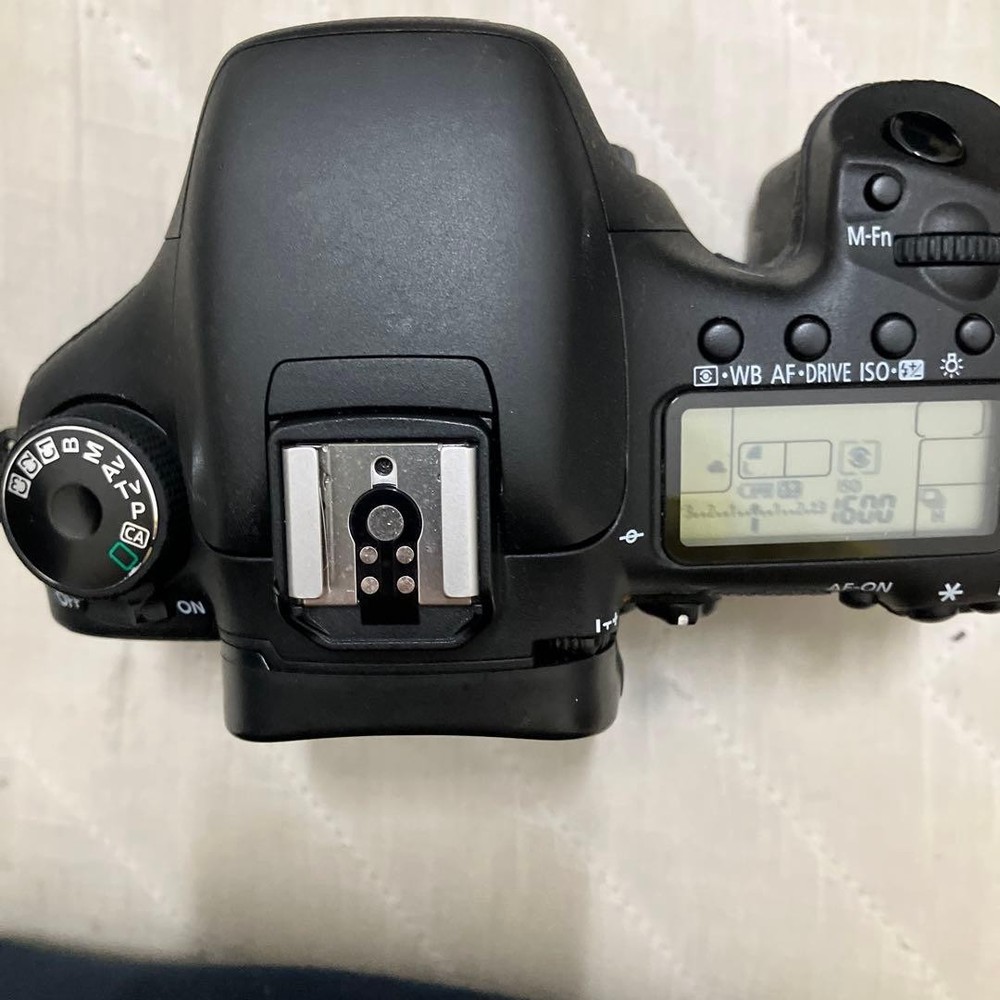 Canon EOS 7D Digital SLR Camera Body APS-C Sensor Custom Features