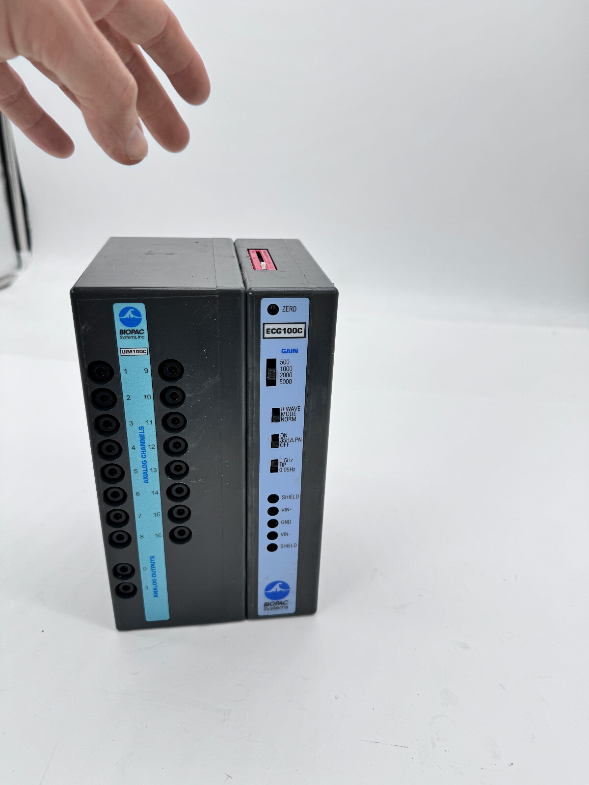 BIOPAC Equipment (2) DA100C (1) ECG100C (1) UIM100C (1) TSD160A used