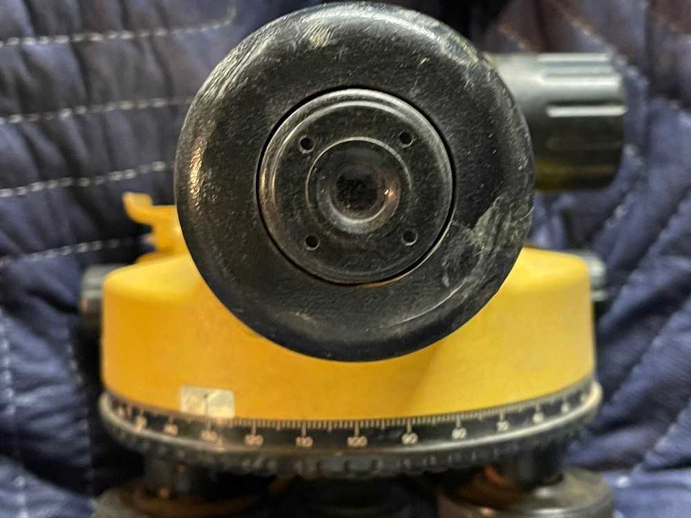 Topcon AT-G7n automatic level construction level With Case