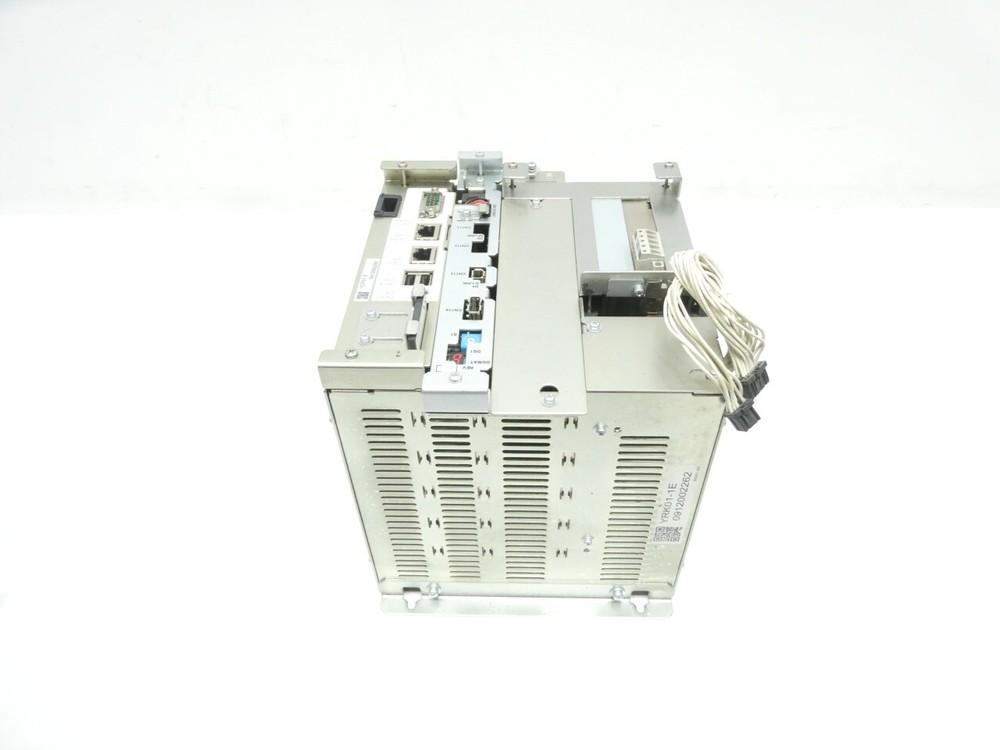 Yaskawa YRK01-E JANCD-YIF01-1E YCP01-E Servo Rack Unit