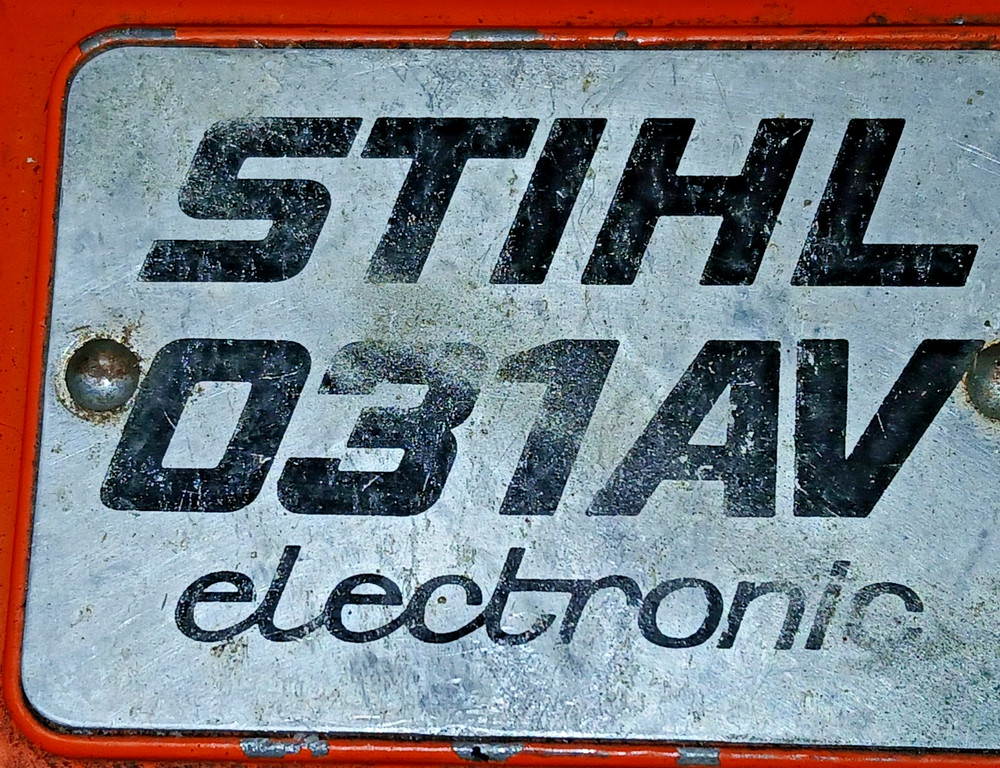 STIHL CHAINSAW, MODEL 031AV ELECTRONIC, PROJECT SAW, HAS SPARK & COMPRESSION