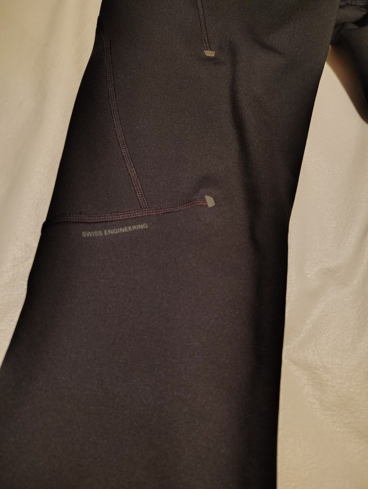 On Cloud Performance Tights 7/8 - Women's Medium